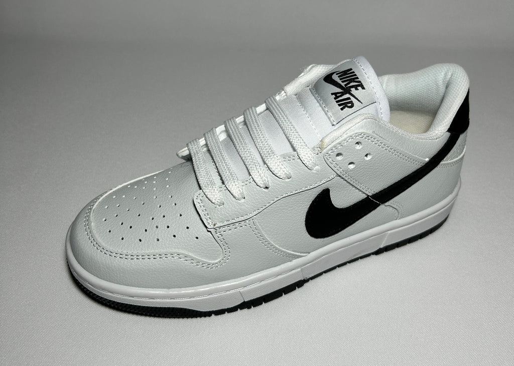 NIKE DUNK