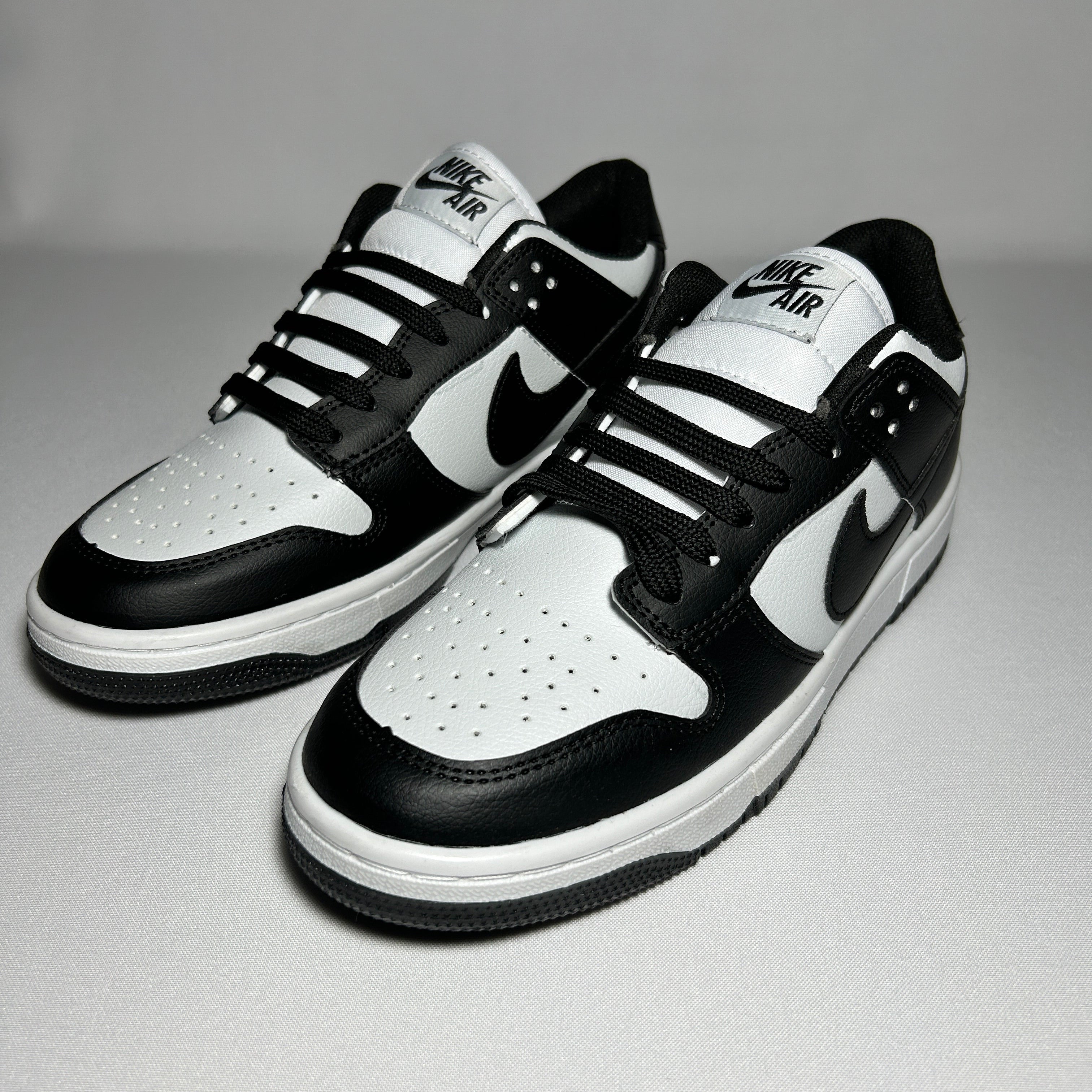 NIKE DUNK
