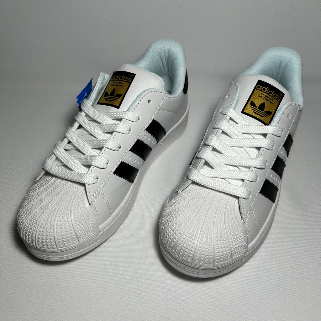SUPERSTAR