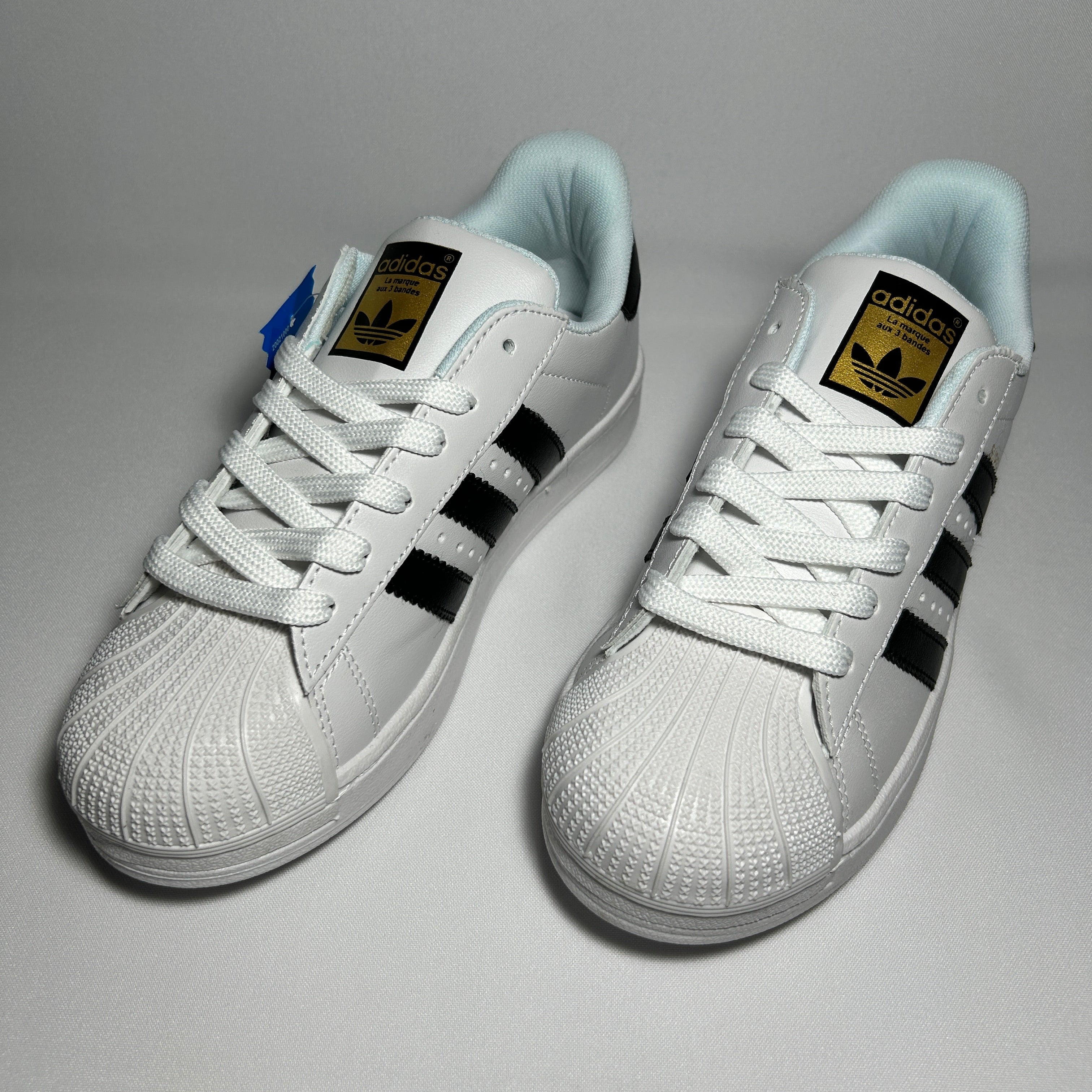 SUPERSTAR